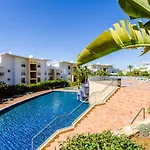 Homes Ocean View With 3 Spacious Terraces, 2 Swimming Pools & Tennis Court Lejlighed *