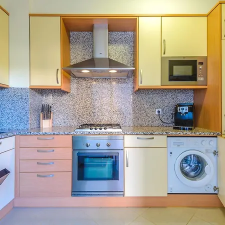 Homes Ocean View With 3 Spacious Terraces, 2 Swimming Pools & Tennis Court 아파트 알부페이라