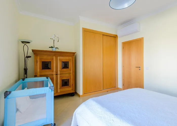 Homes Ocean View With 3 Spacious Terraces, 2 Swimming Pools & Tennis Court Albufeira